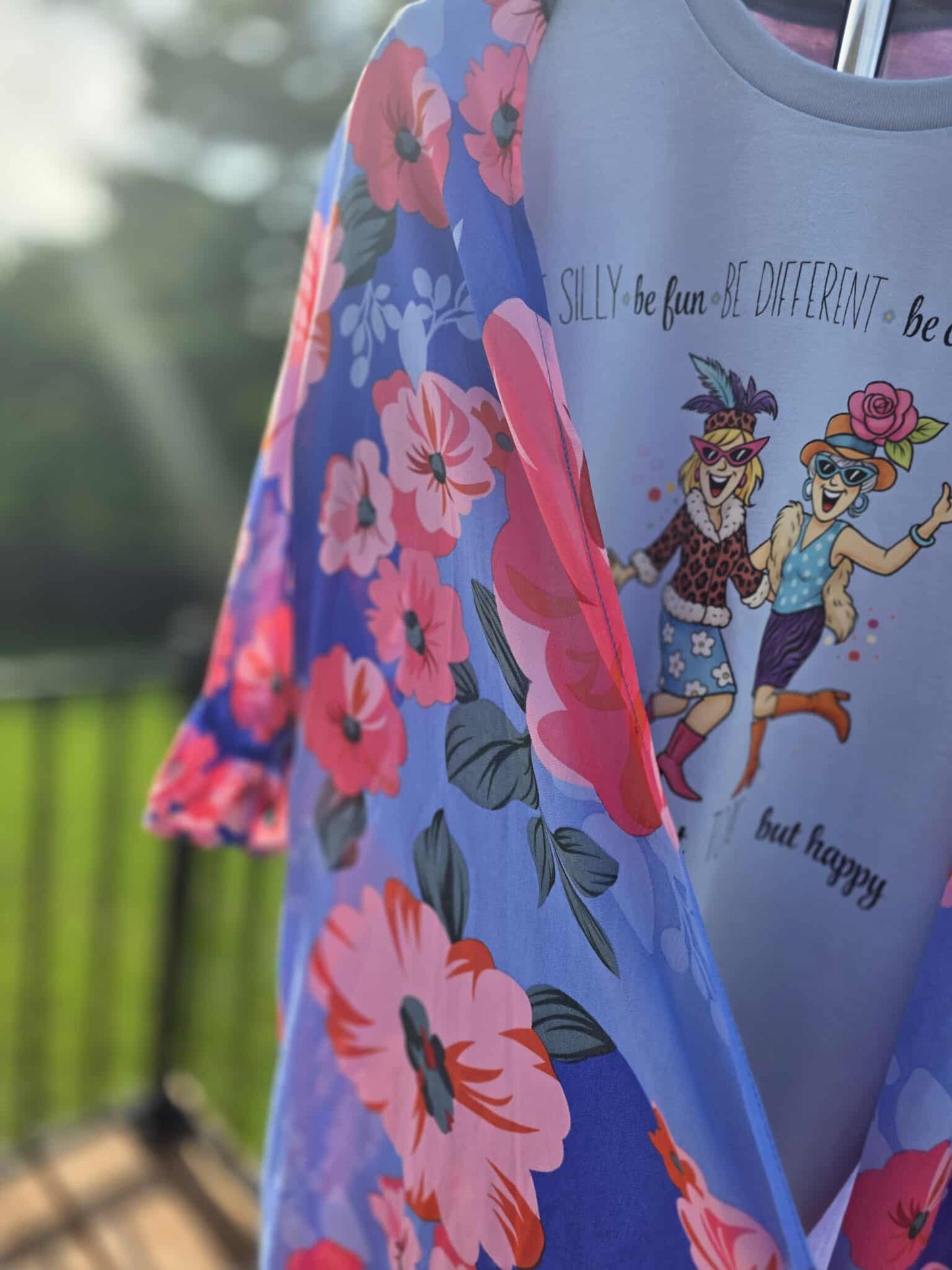 Closet Craving: Hot Pink & Blue Floral Ruffle Kimono